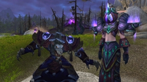 worgen-and-night-elf-priests-showing-off-tier-11-armor-in-twilight-highlands